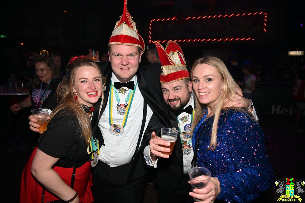 ../Images/Opwarmbal 2026 393.jpg